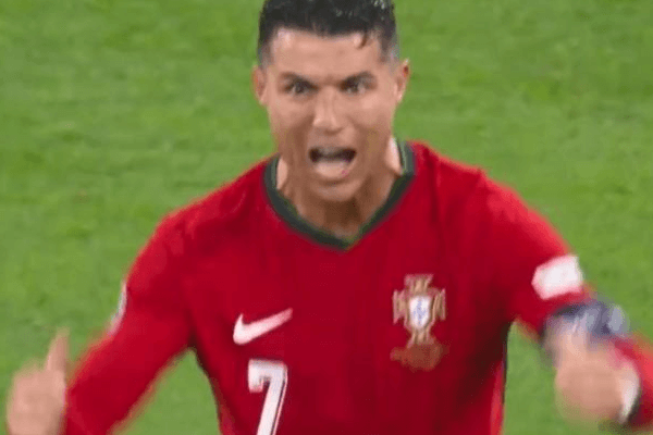 上海三菱重工队员观赛欧洲杯:C罗的职业精神是每个中国球员的榜样