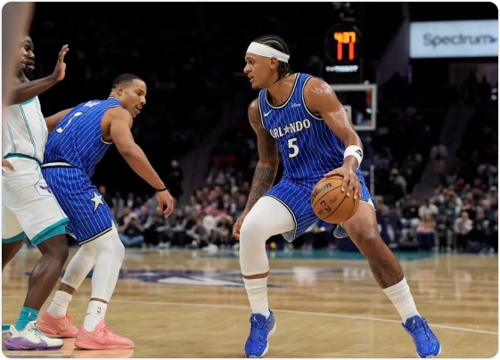 魔术轻取黄蜂 班凯罗20+9+9 小瓦21+5 三球17+7+13