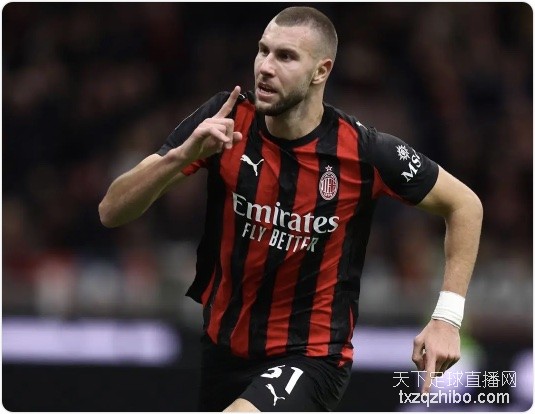 莱奥助攻帕夫洛维奇制胜球 AC米兰1-0小胜罗马