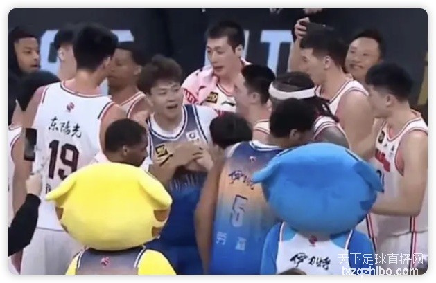 齐麟28+10三分准绝杀 哈雷尔首秀7+6新疆险胜福建