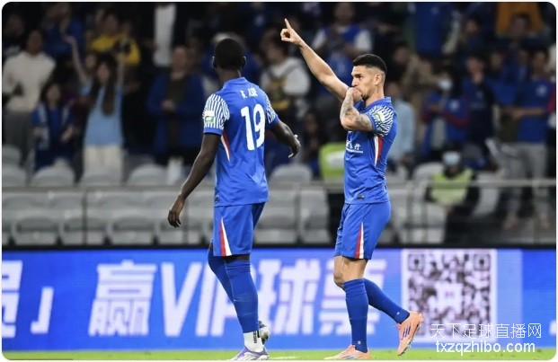 保留悬念！中超-路易斯开场闪击 申花1-0新鹏城升至第2 