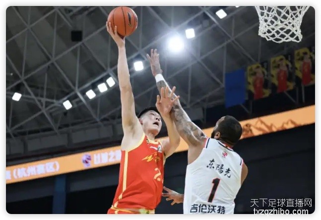 布朗34+8徐杰18+7 广厦大胜广东迎三连胜