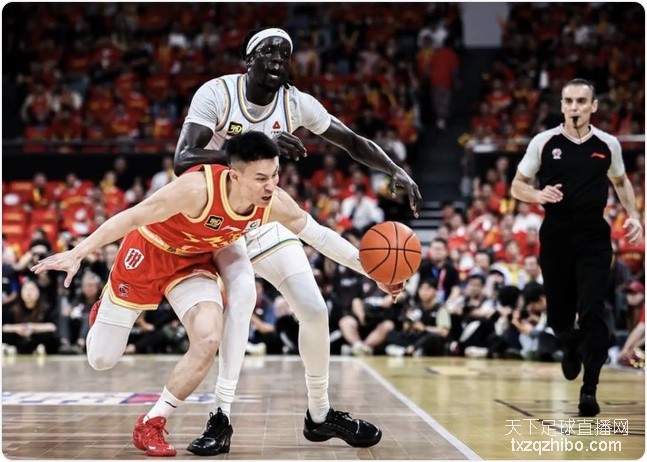 周琦13+14胡金秋26分 北京客场擒广厦总分1-0